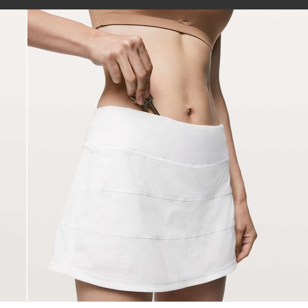 Lululemon Pace Rival Skirt (Regular) *4-way Stretch 13"
White